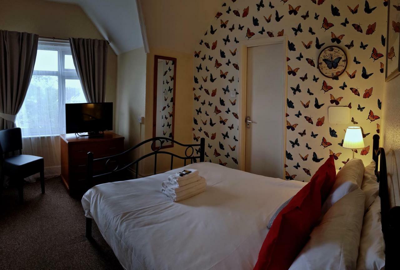 Hotel Newbury à Bornemouth Extérieur photo