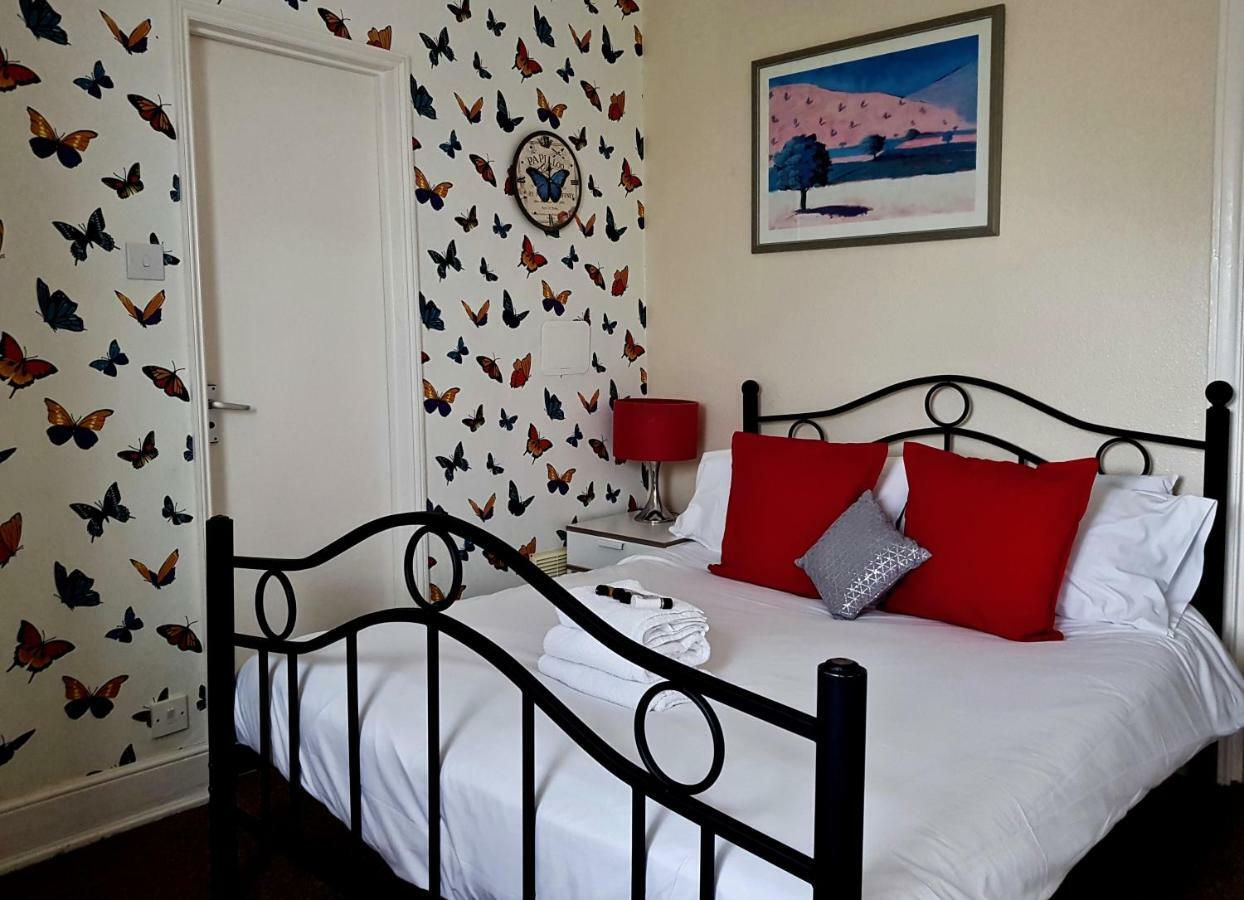 Hotel Newbury à Bornemouth Extérieur photo